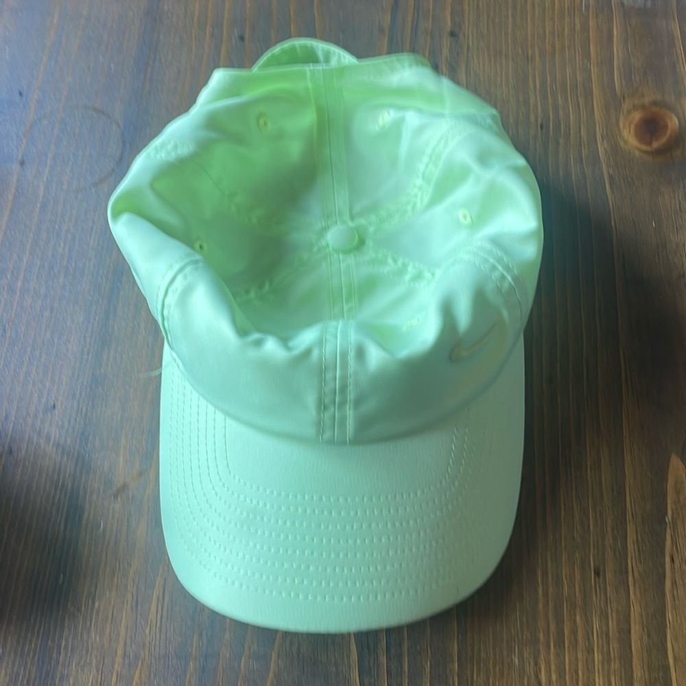 Nike Heritage86 Cap in lime
